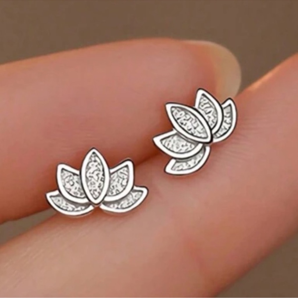Luxe 925 Sterling Silver Lotus Blossom Studs Earrings